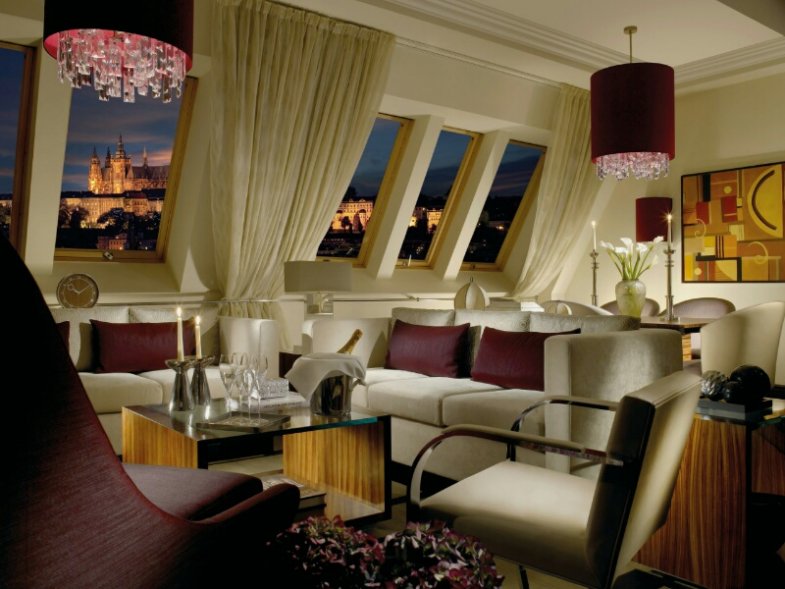 Radisson Blu Alcron Hotel, Castle View Suite,