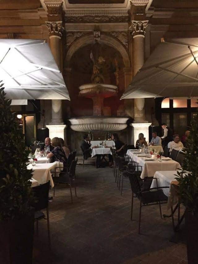 Restaurace La Fontaine Gaillon