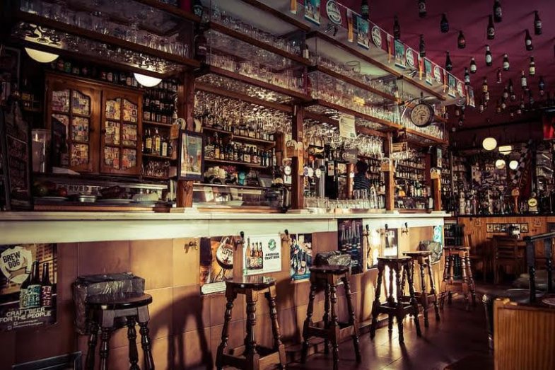 Prázdná restaurace, ilustrační fotografie