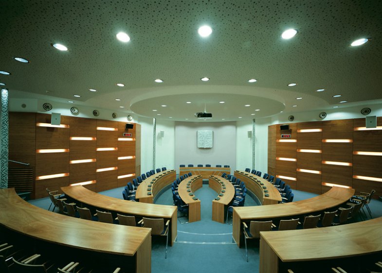 NSS v Brně Plenární sál